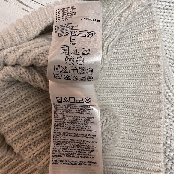 Gap Cotton Cable Knit Crewneck Pullover Sweater Ivory Cream Sequins Sz XS - Picture 13 of 13